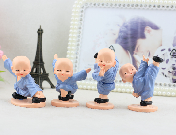 Bộ 4 chú tiểu đánh võ