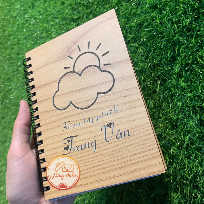 Sổ nhật ký thiết kế theo yêu cầu - Sổ bìa gỗ cứng khắc hình đám mây cute