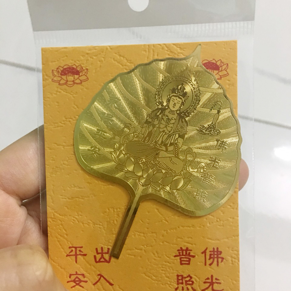 Lá Bồ Đề Phật Bà Quan Âm may mắn tài lộc bình an màu vàng - Đặt bàn thờ, đặt túi ví tiền để thu hút tài lộc