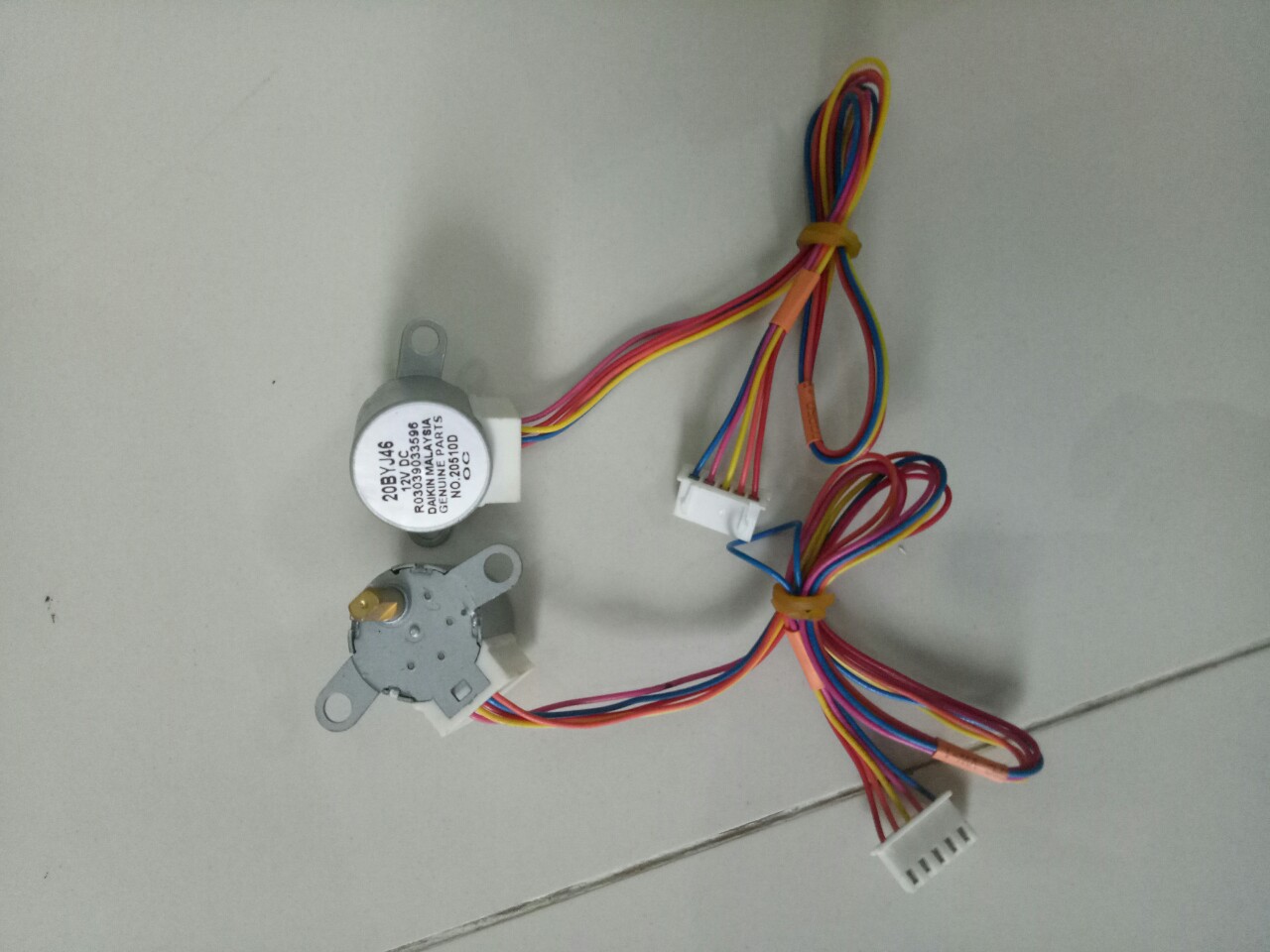 motor cánh vẫy điều hòa ĐAIKIN DC12v-30mm