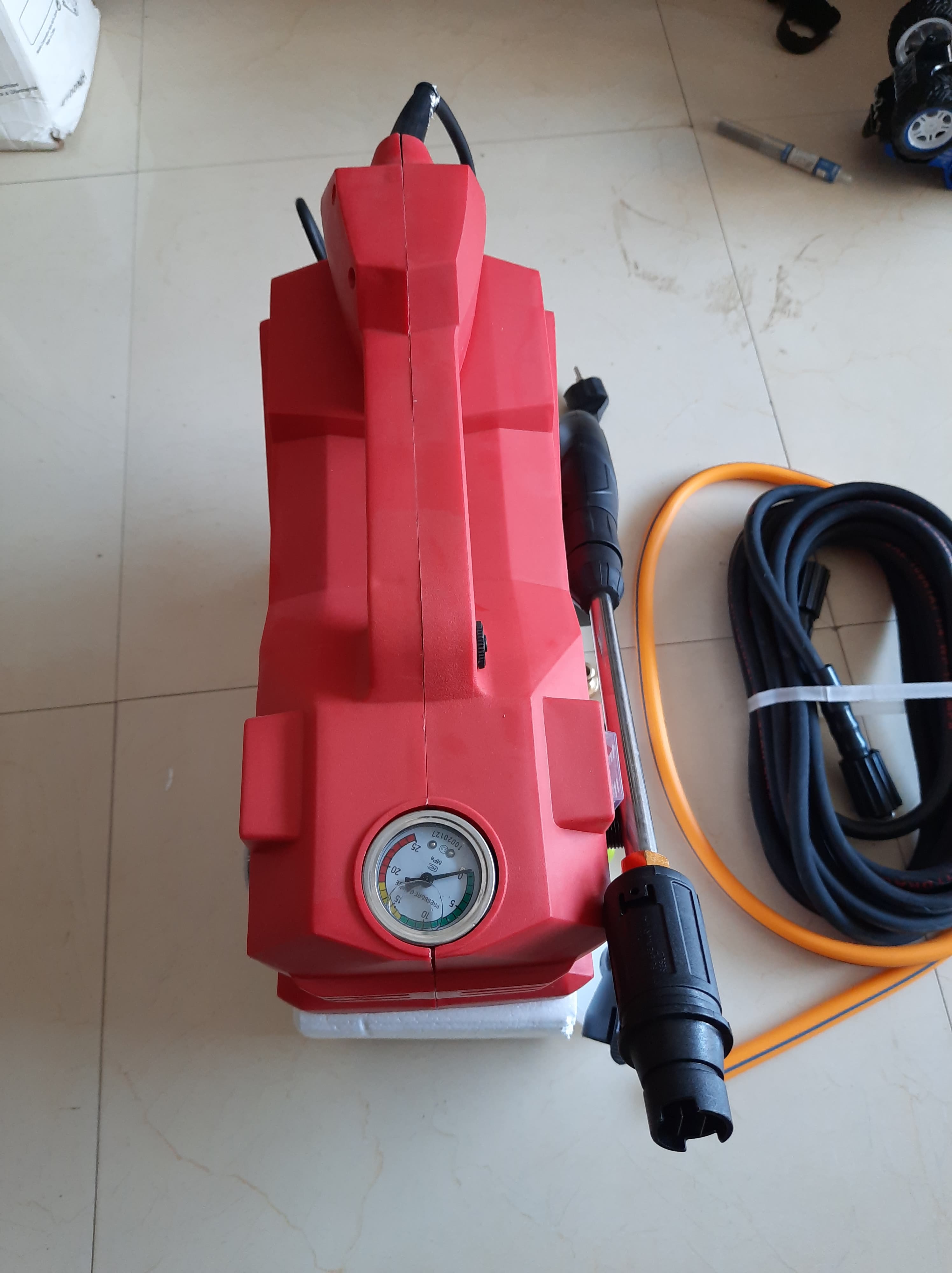 MÁY RỬA XE CATOREX -2000-CTR-1860W