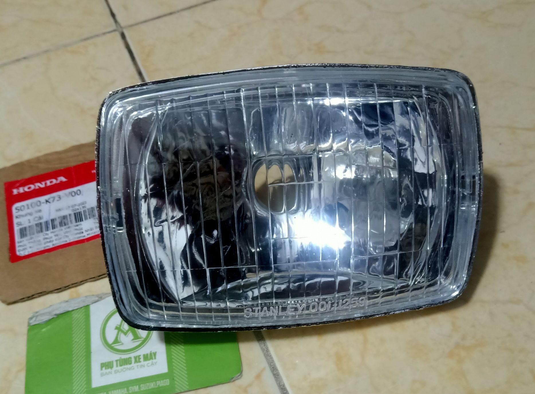 Pha đèn Chaly đèn vuông cao cấp