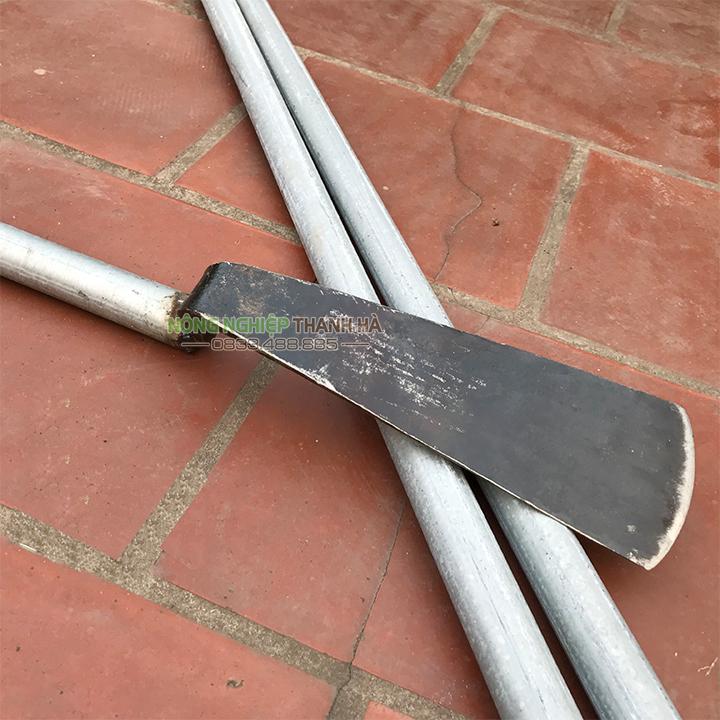 Thuổng đào đất thép rèn cán 75cm