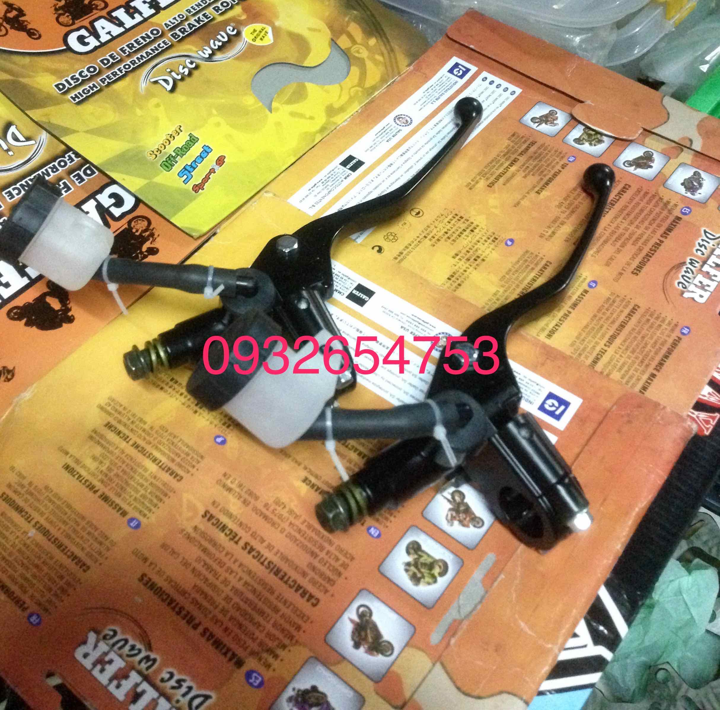 Tay Thắng Dầu Âm Phải - 0804