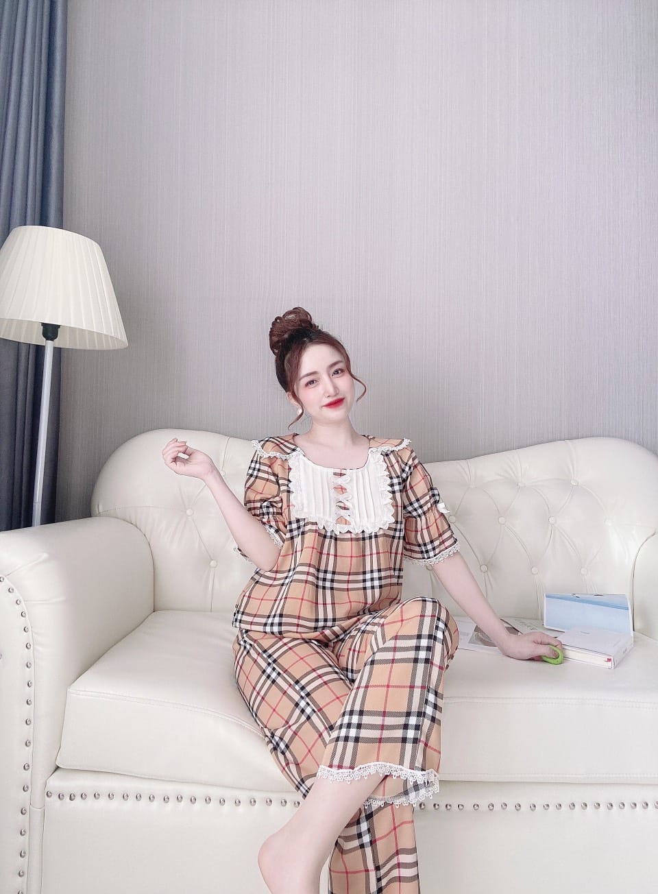 Đồ Bộ Lụa Mango Cao Cấp Siêu Thời Trang( dưới 65kg) - Mẫu mặc sp thật
