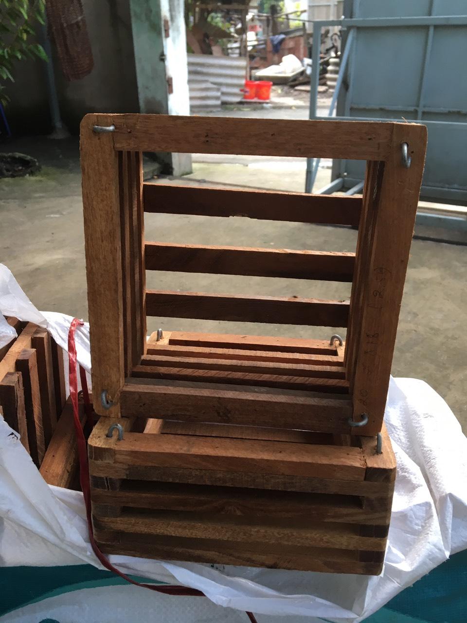 02 chậu gỗ Sao xe vuông 20x20 cm hoặc 30cmx30cm cao 10CM