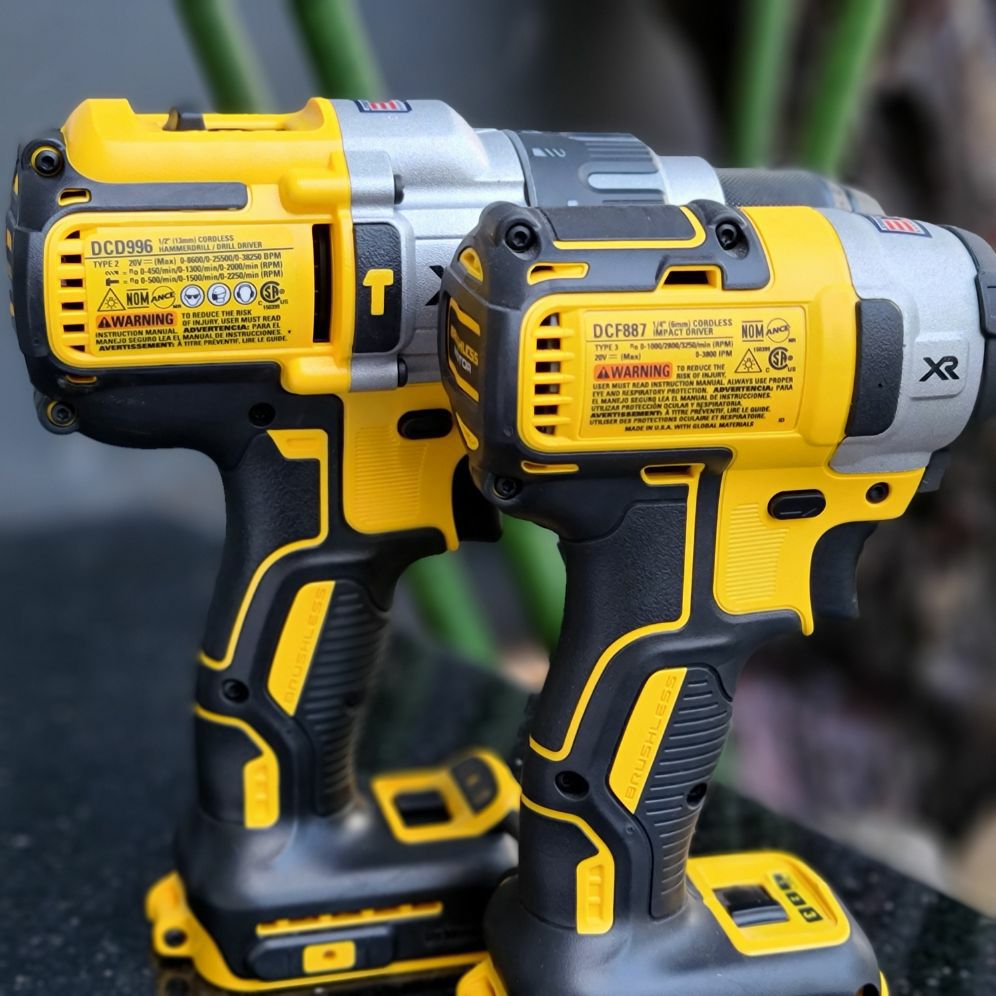 Thân máy khoan dùng pin DeWALT 18V DCD996N-KR