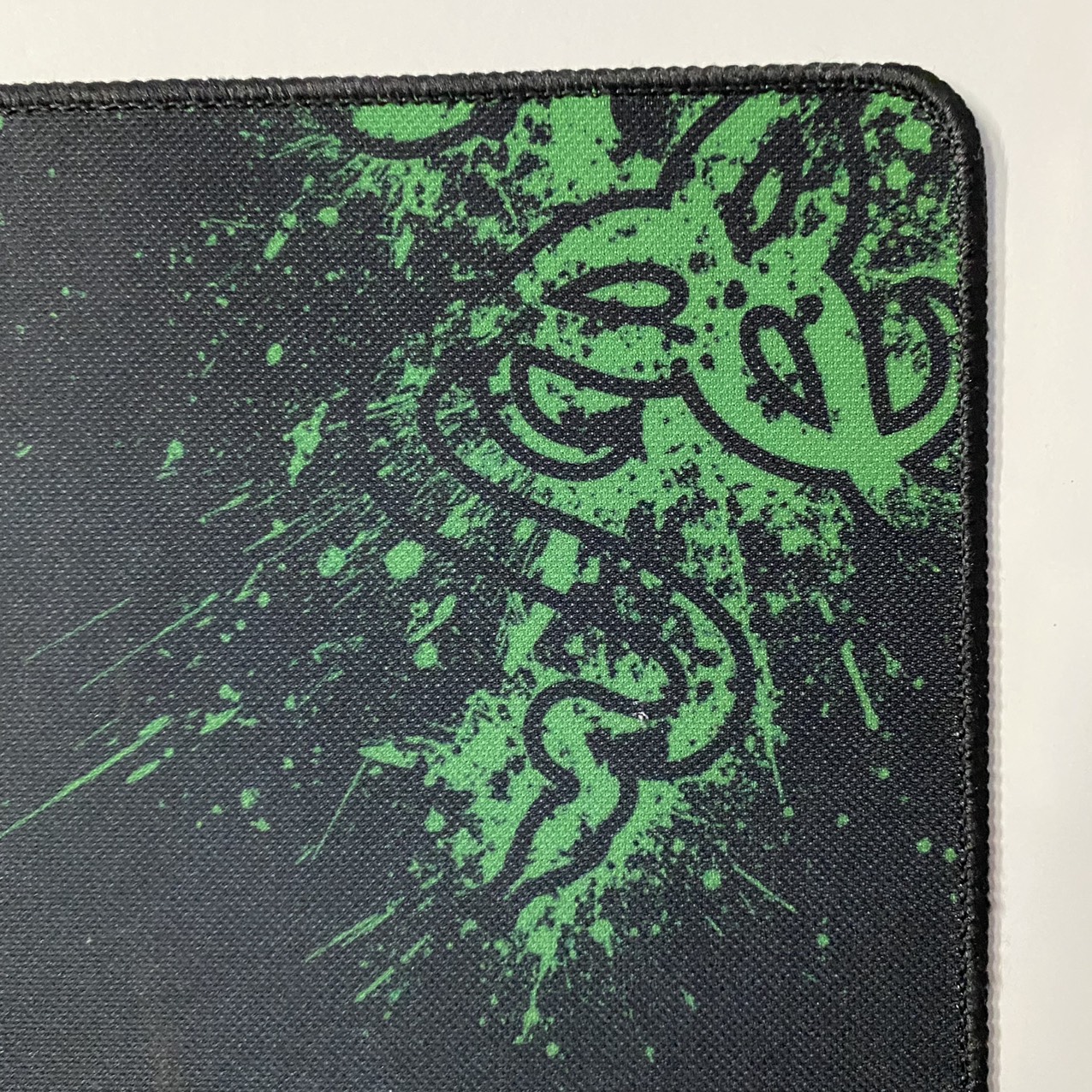 Lót chuột Razer size 20x25cm giá rẻ