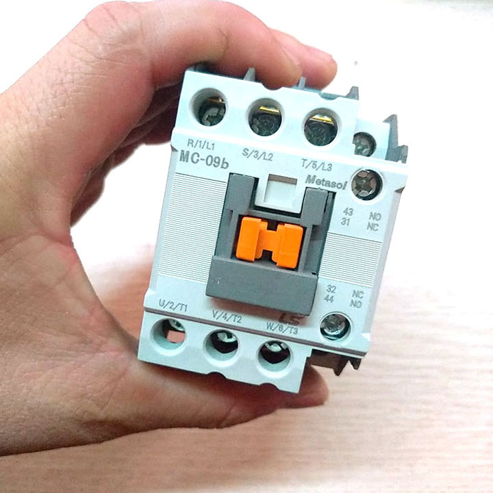 Khởi Động Từ LS MC 9A Contactor
