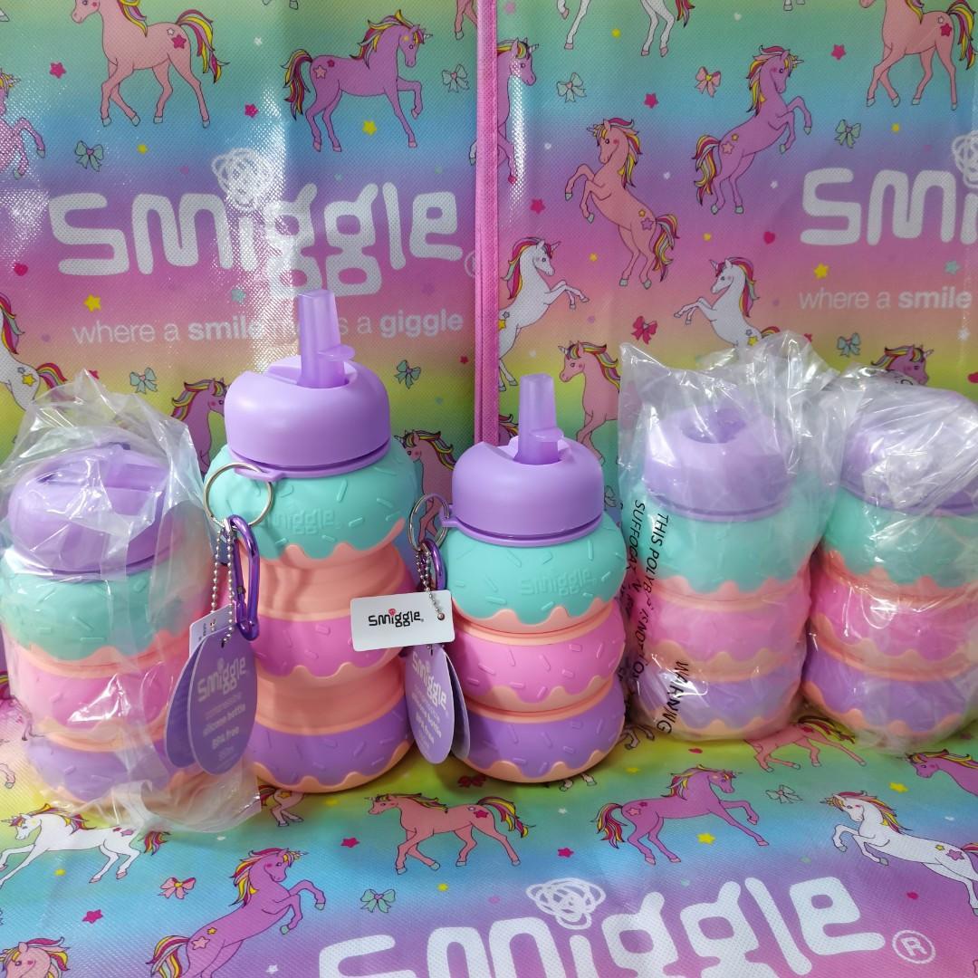 Bình nước Smiggle Donut cho bé