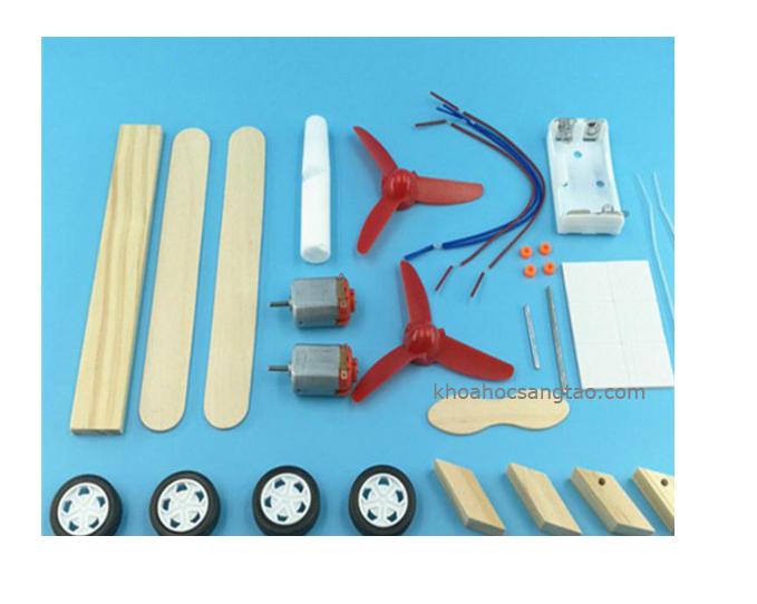 [Stem] Máy bay hai động cơ