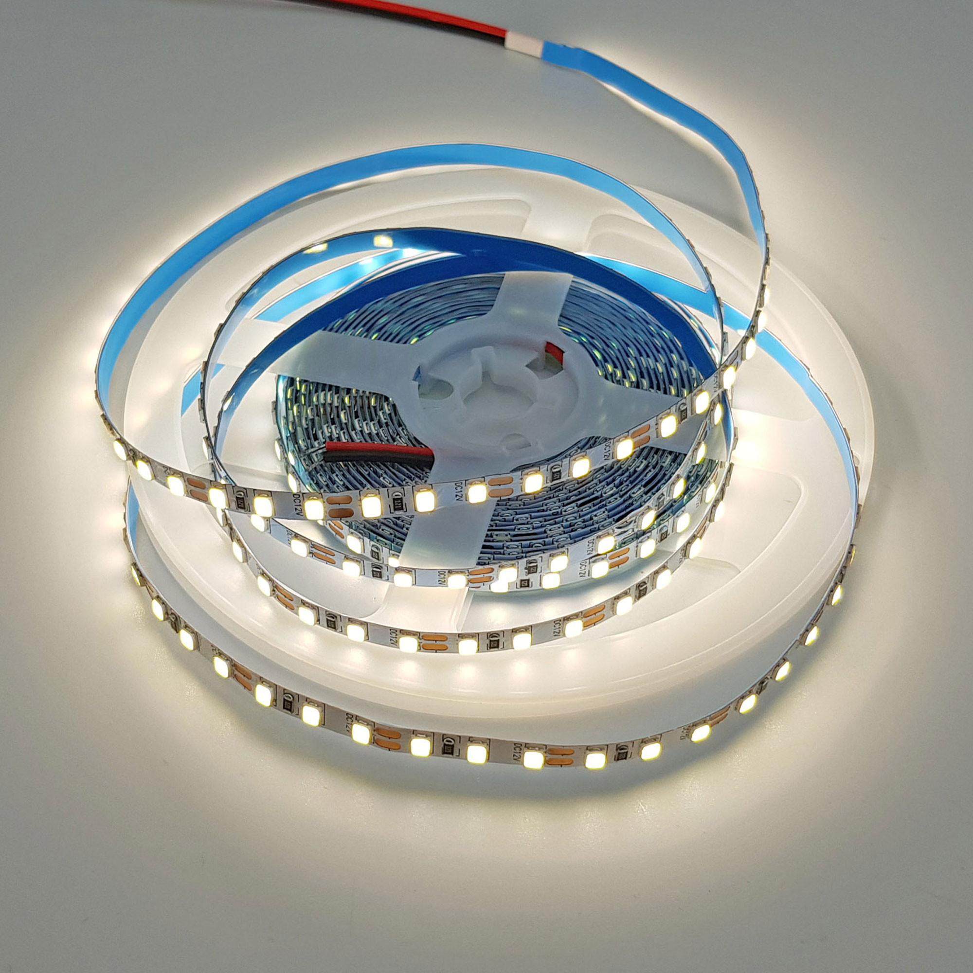 [HCM]Cuộn led dây dán 5m 12V 2835 - 120 led, 240 led / Mét