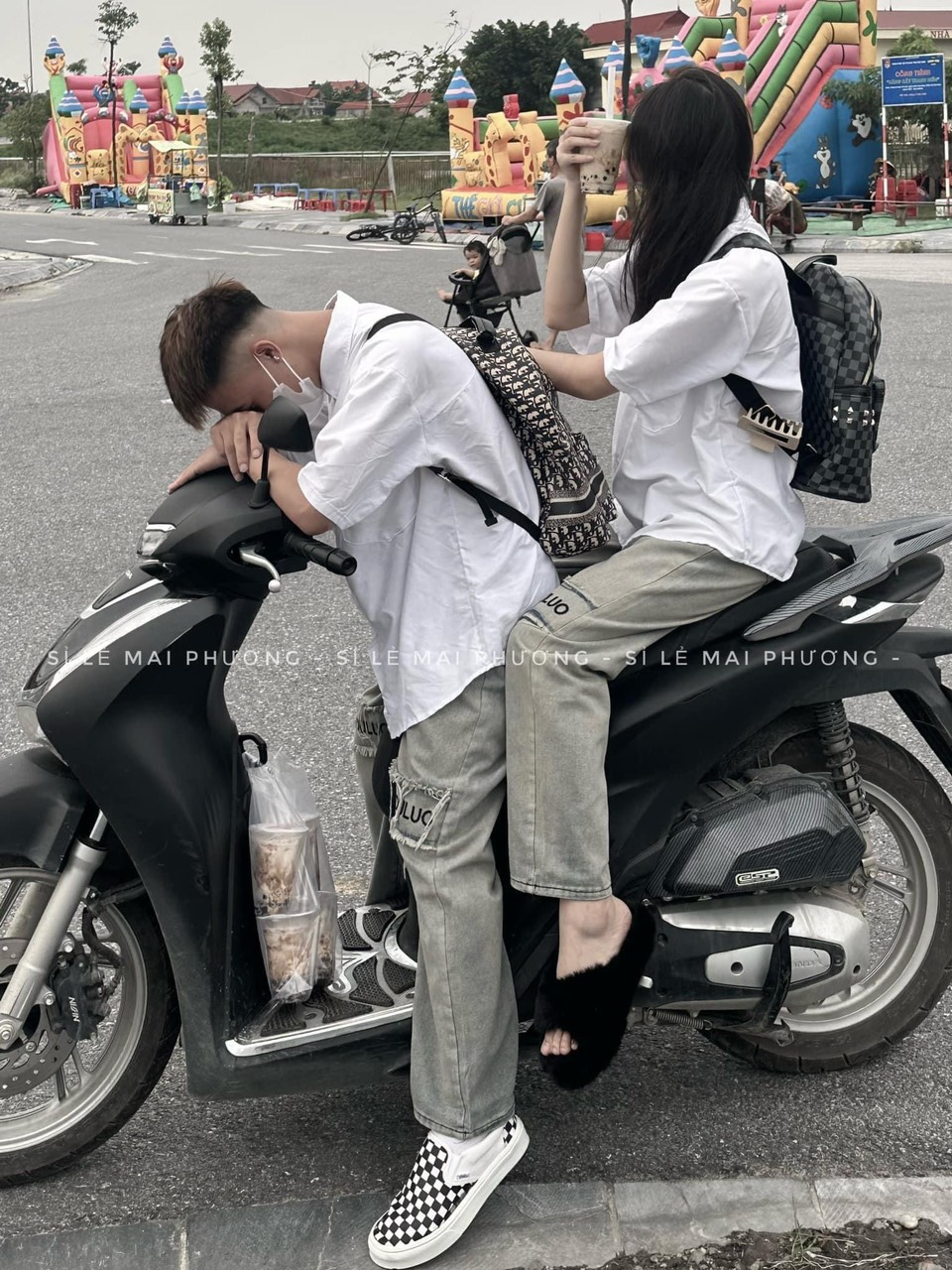 Áo Sơ MI Trắng Nam Nữ Cực Dễ Mặc,< Chất Cotton Mềm Mát