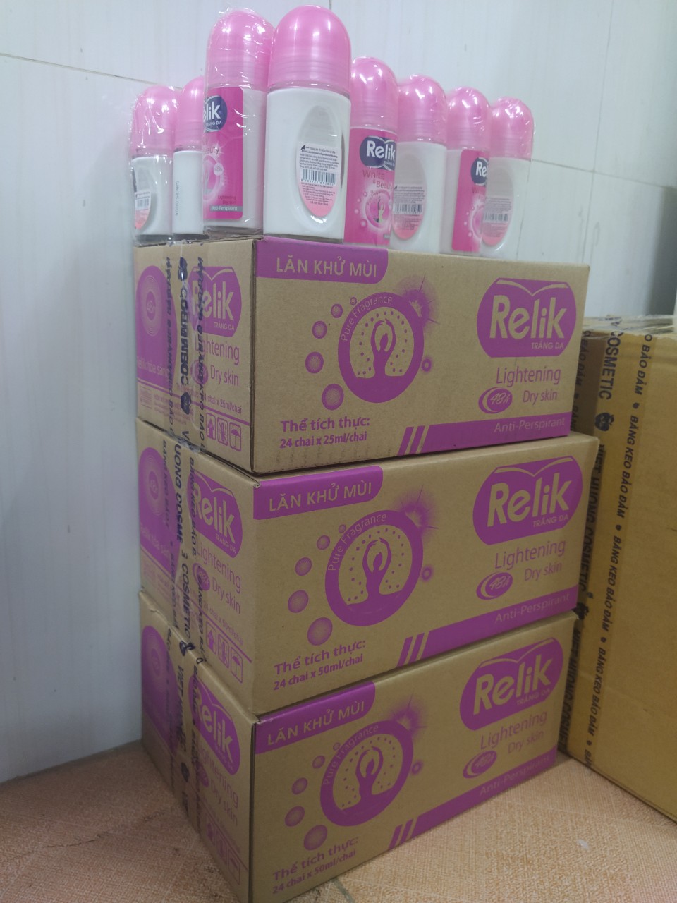 [HCM]Combo 2 chai lăn Lớn khử mùi Relik Hồng 50ml (tổng 100ml)