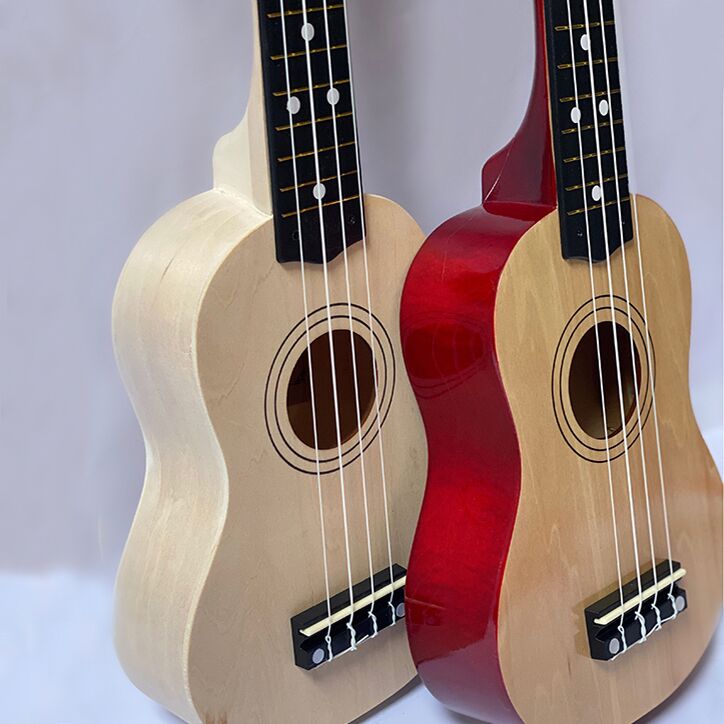 Đàn Ukulele Soprano Magnate (Tặng Kèm Bao Đựng, Sách Học, Phím Gảy)