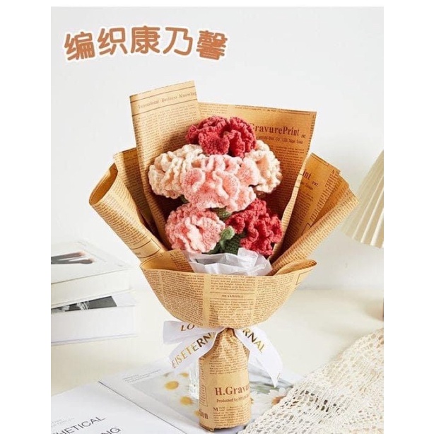 Bó hoa hồng,hoa cẩm chướng bằng len Handmade