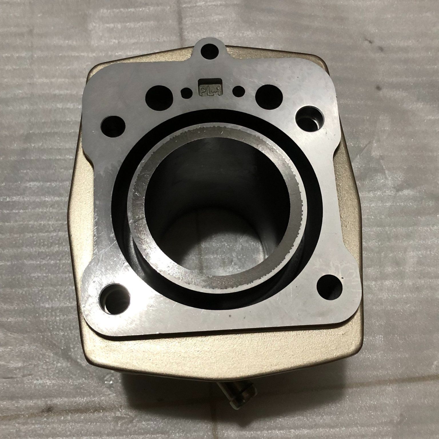 bộ nòng + piston bạc Yingxiang 250 gân (có tản nhiệt)