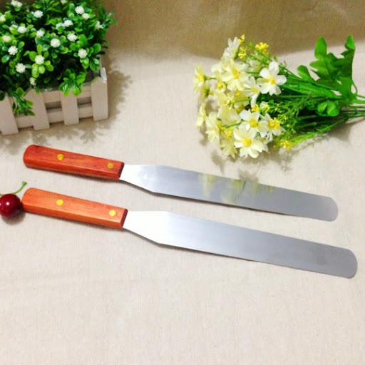 Dụng cụ chà láng thẳng / trét kem bánh gato cán gỗ cao cấp