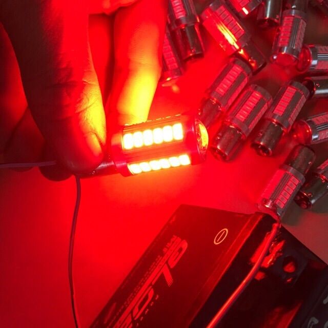 Nháy Hậu 36 Mắt
