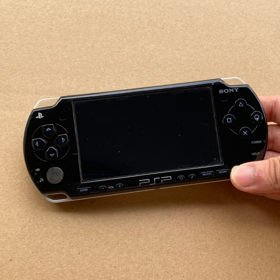 Máy Chơi Game Sony PSP 2000 ( cài sẵn game)