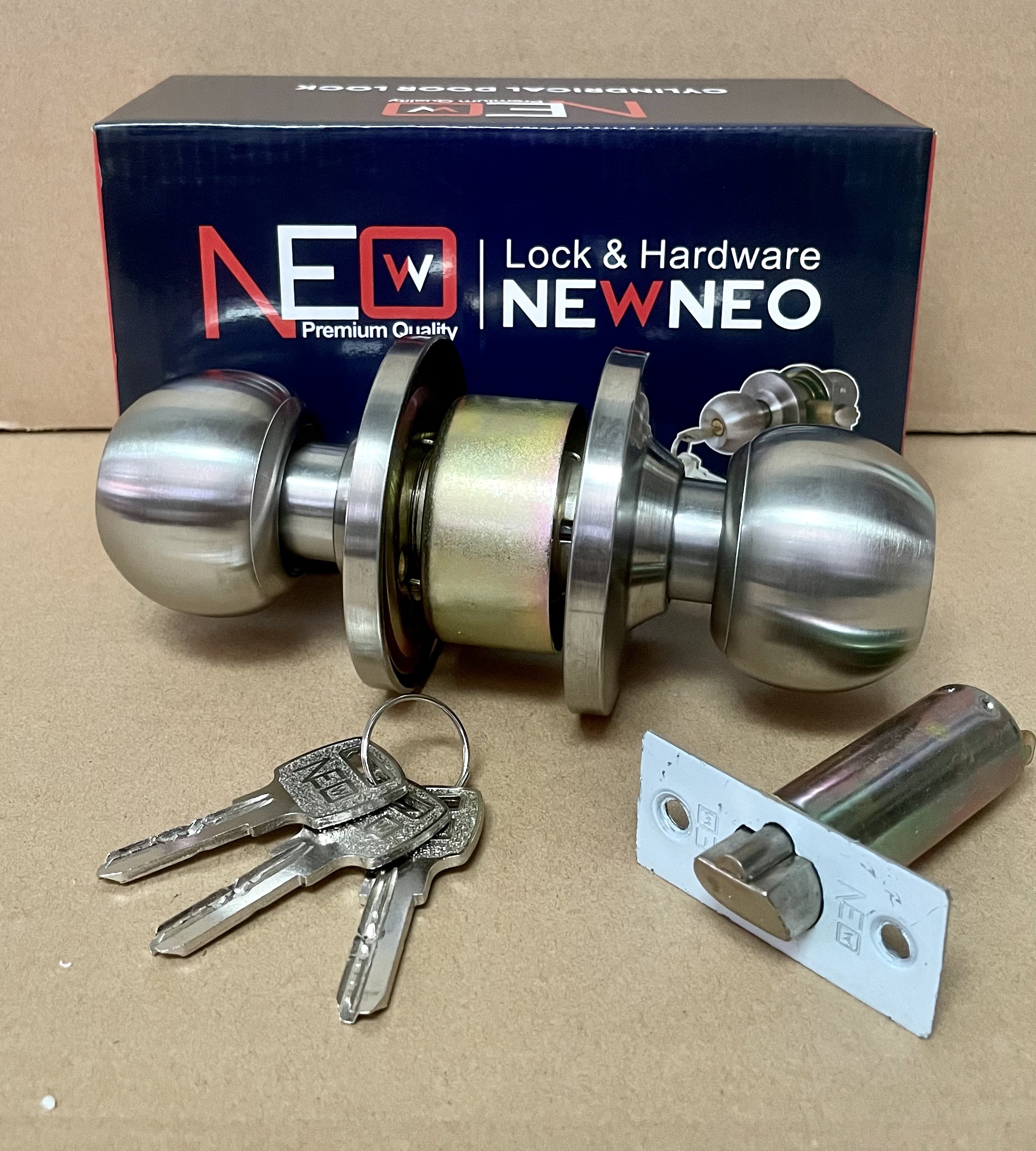 Khoá tay nắm tròn cao cấp newneo 5661ss