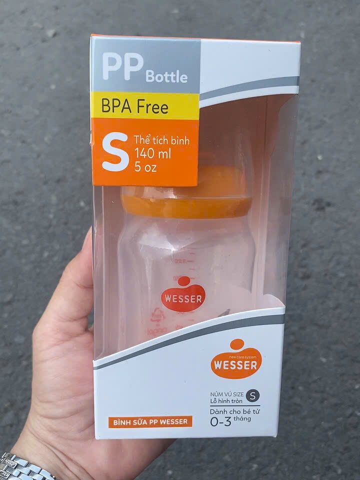 Bình sữa nhựa PPSU 140ml Wesser cho bé sơ sinh cổ hẹp dòng cao cấp có kèm van chống sặc Kem
