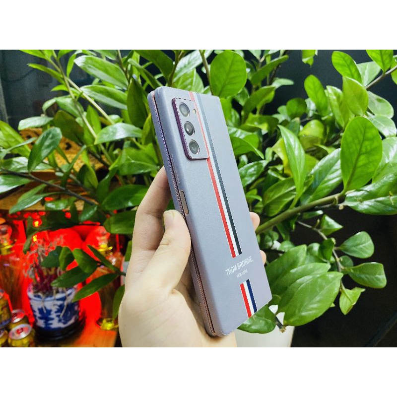 Dán Skin 3M Galaxy Fold 2 Thom Browne - Tặng bộ dụng cụ dán