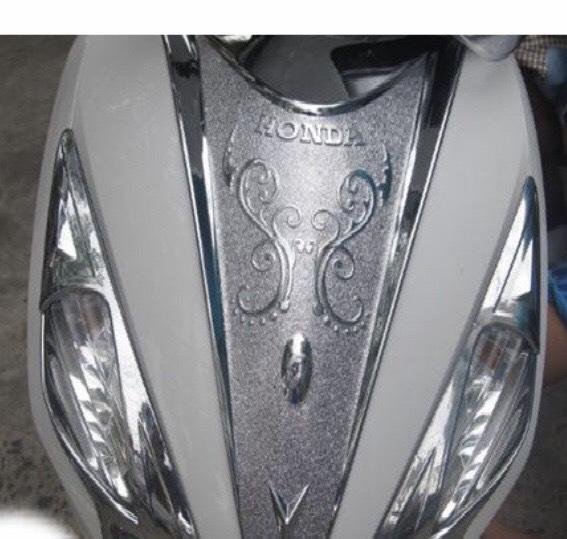 Bộ 2 món xe VISION 2014-2020 xi nhan trước và đèn stop nhựa crom xi và vân carbon đen