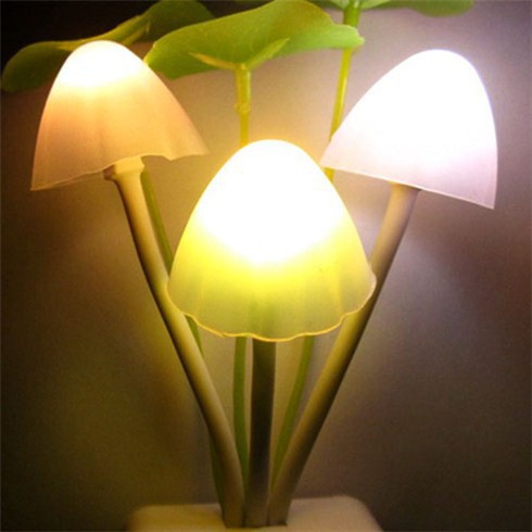 Đèn Ngủ Led Hình Nấm Cảm Biến Ánh Sáng