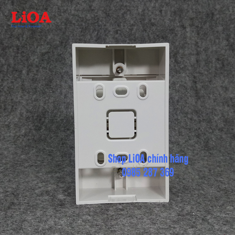 Combo ổ cắm điện ba 2 chấu 16A LiOA (3520W) - Lắp nổi
