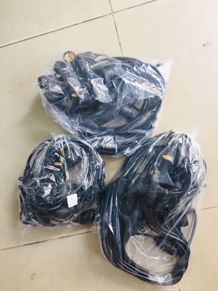 BỘ ĐÈN DÂY THẢ NGOÀI TRỜI 5M 10 ĐUÔI (Chưa gồm bóng)
