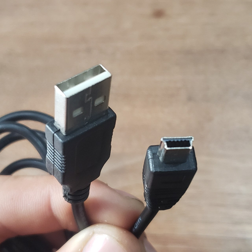 Cáp sạc motorola V3 / mini USB hình thang