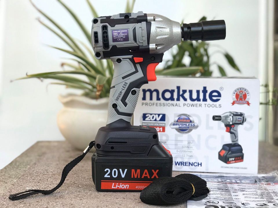[HCM]Máy vặn bu lông dùng pin MAKUTE 20V CW001