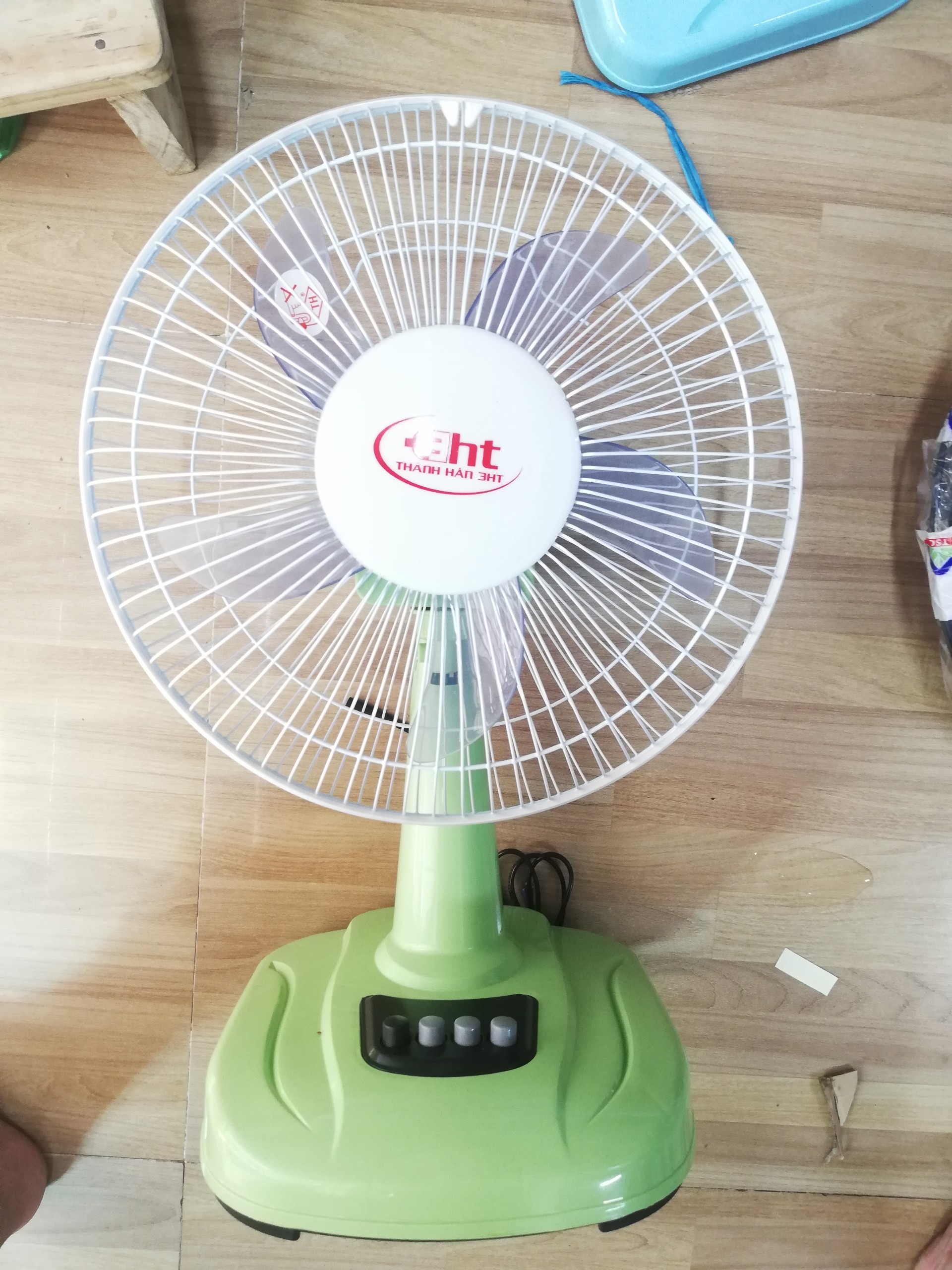 QUẠT BÀN 12V - KHÔNG KÈM BÌNH