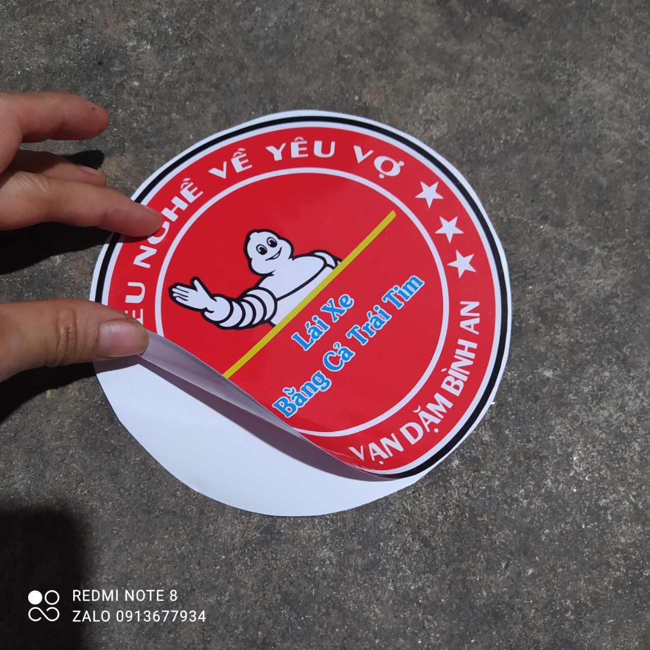 Decal logo lái xe bằng cả trái tim (sl: 1 tem) dán xe ô tô