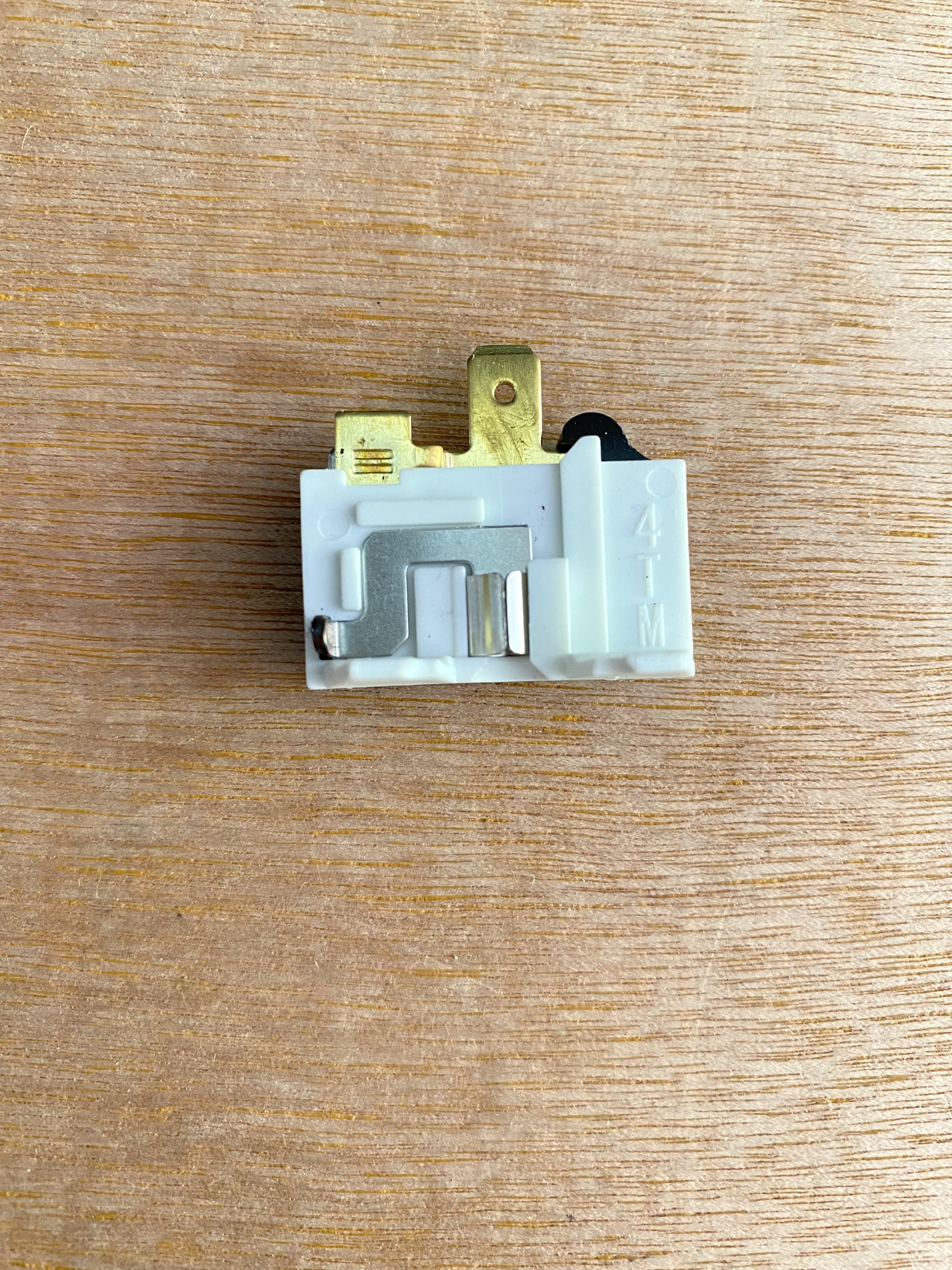 Rơ le / Tecmit dẹp cho tủ lạnh chất lượng
