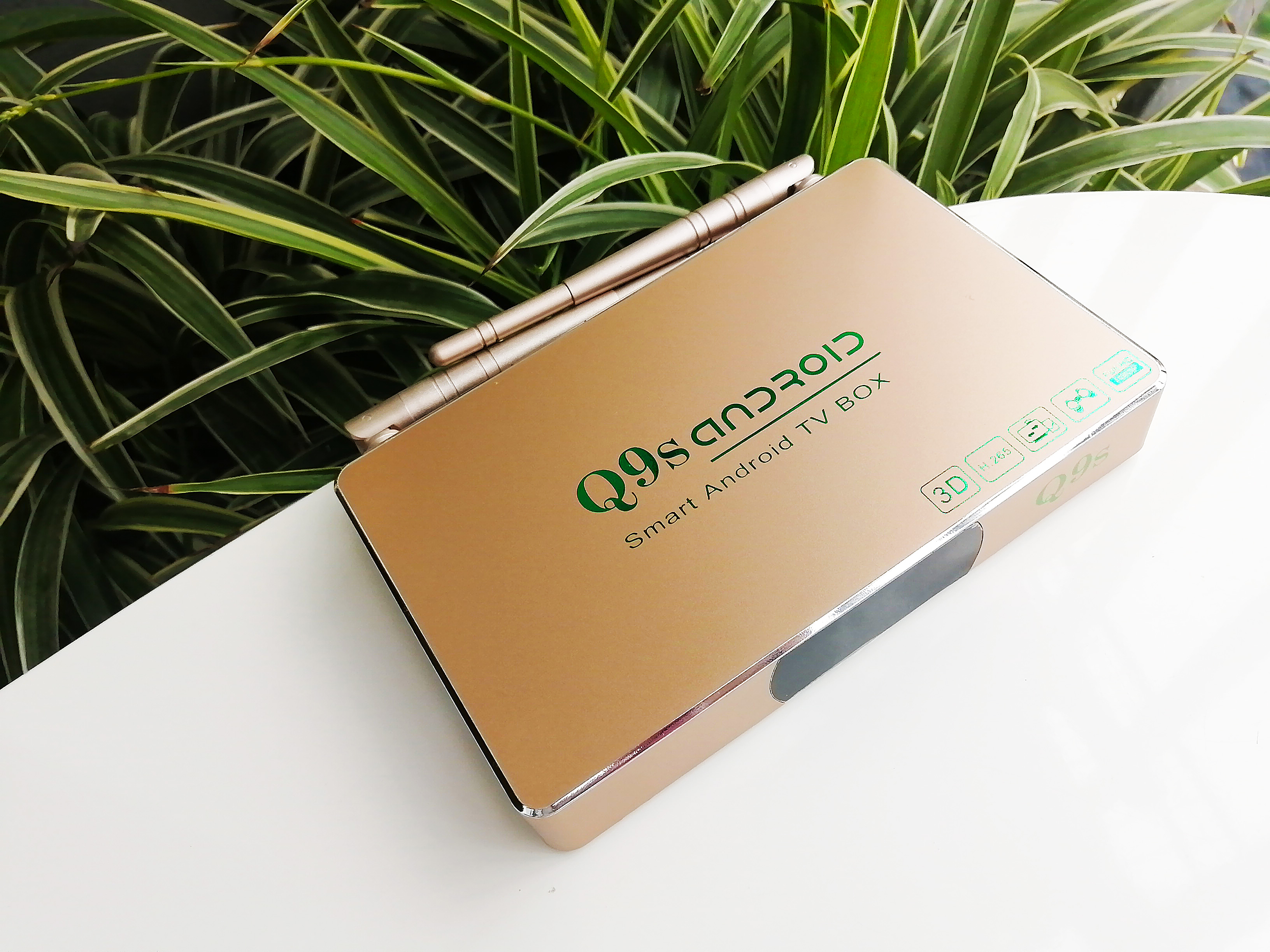 Android tv box android 7.12 RK3229 RAM 2G thông minh box 4K HD new