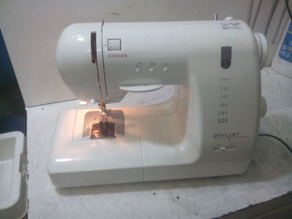 Máy may mini gia đình Janome Nhật bãi