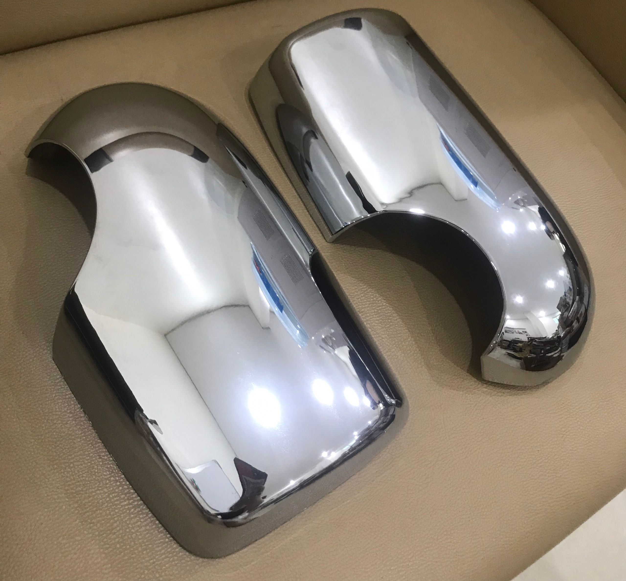 Bộ ốp gương xe ford transit 2009-2019