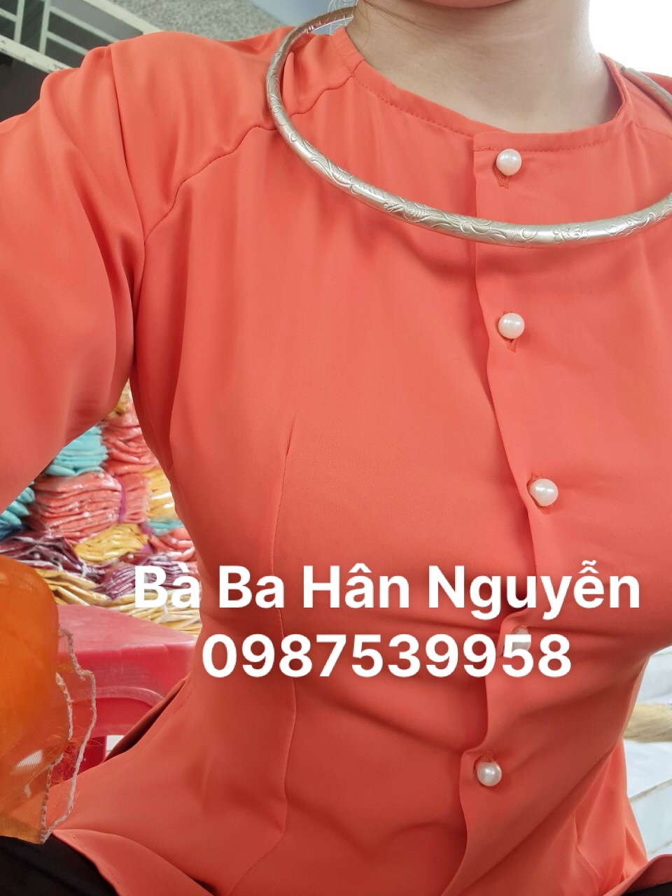 ÁO BÀ BA LỤA TRƠN (KEM QUẦN)