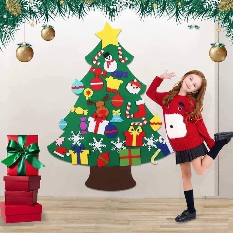 Cây thông noel dán tường