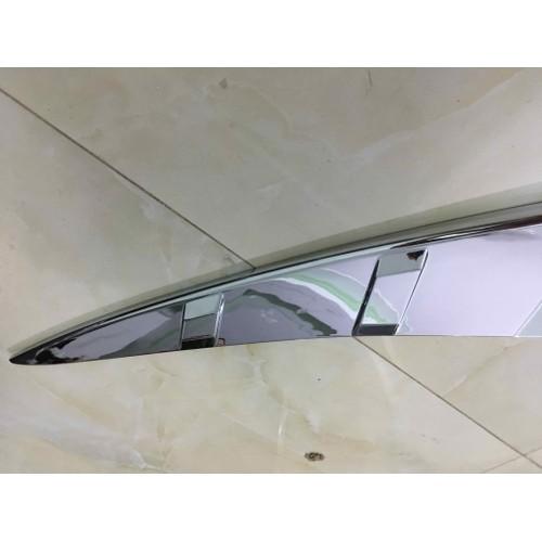 ỐP THANH CA LĂNG CAPO TOYOTA CAMRY 2019