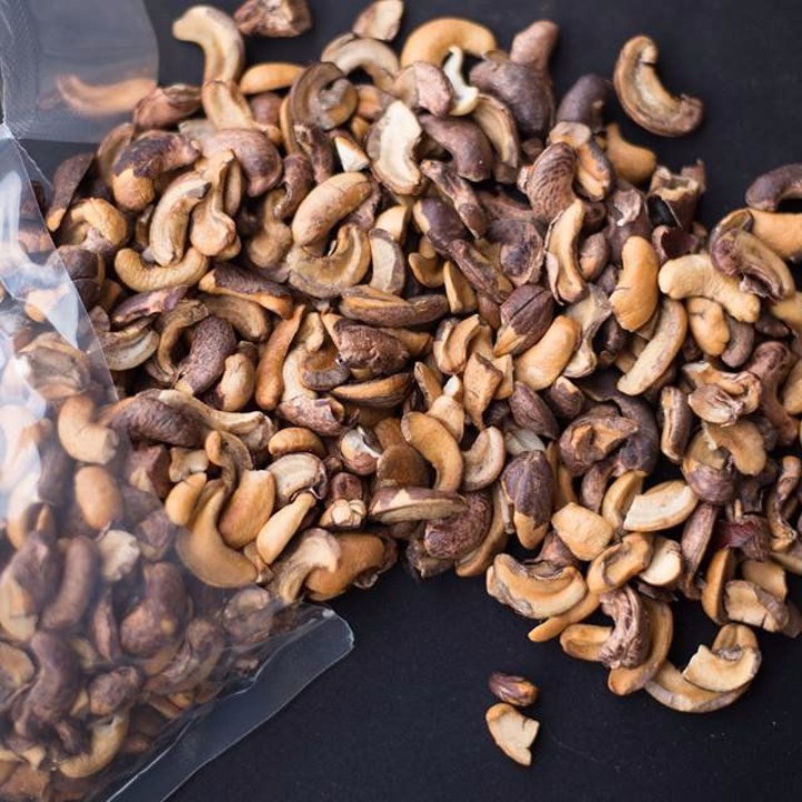 1kg Hạt Điều Vỡ Rang Muối Bình Phước (Đã Bóc Vỏ)