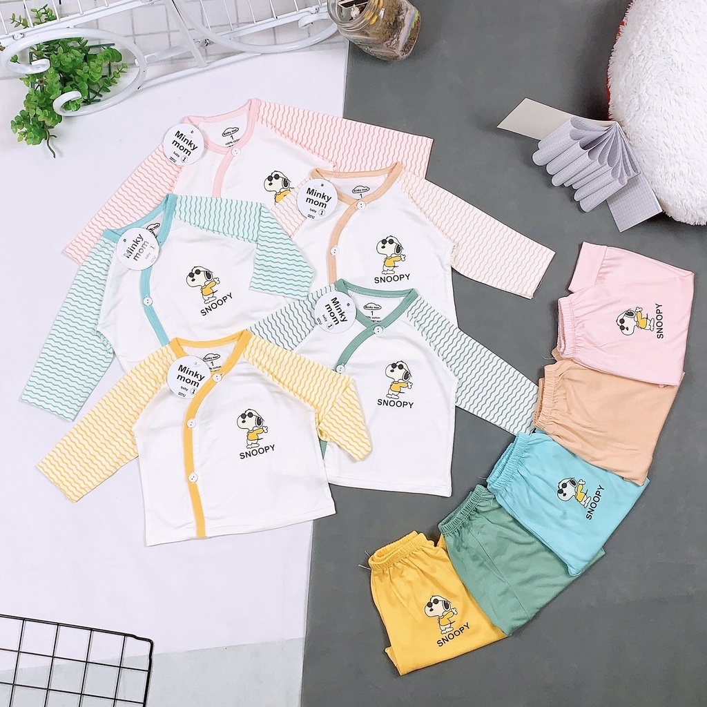 Bộ Quần Áo Sơ Sinh Cài Chéo Minky Mom .