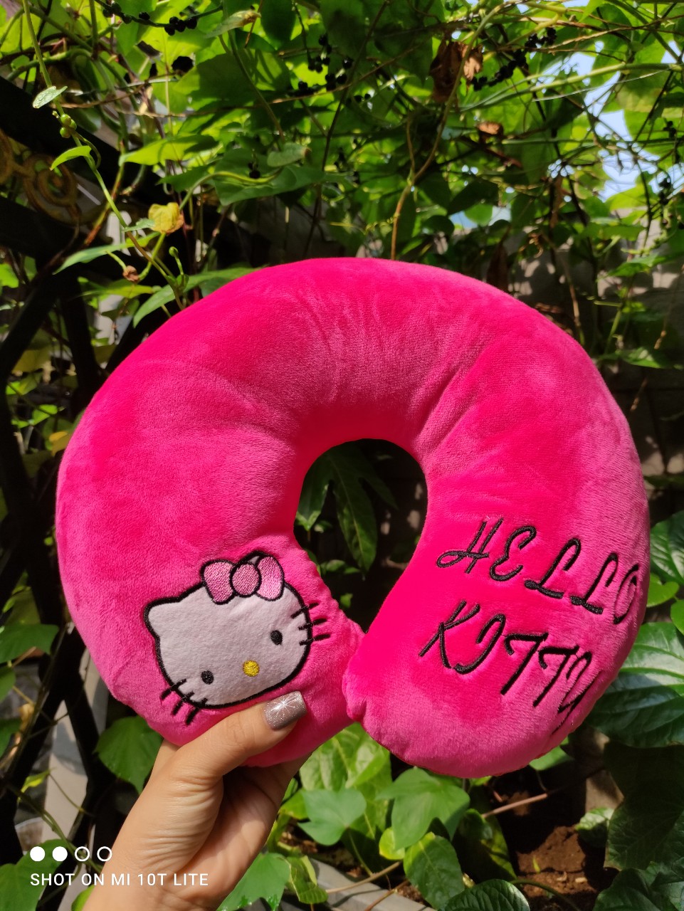 [HCM]Gối chữ U kê cổ Hello Kitty