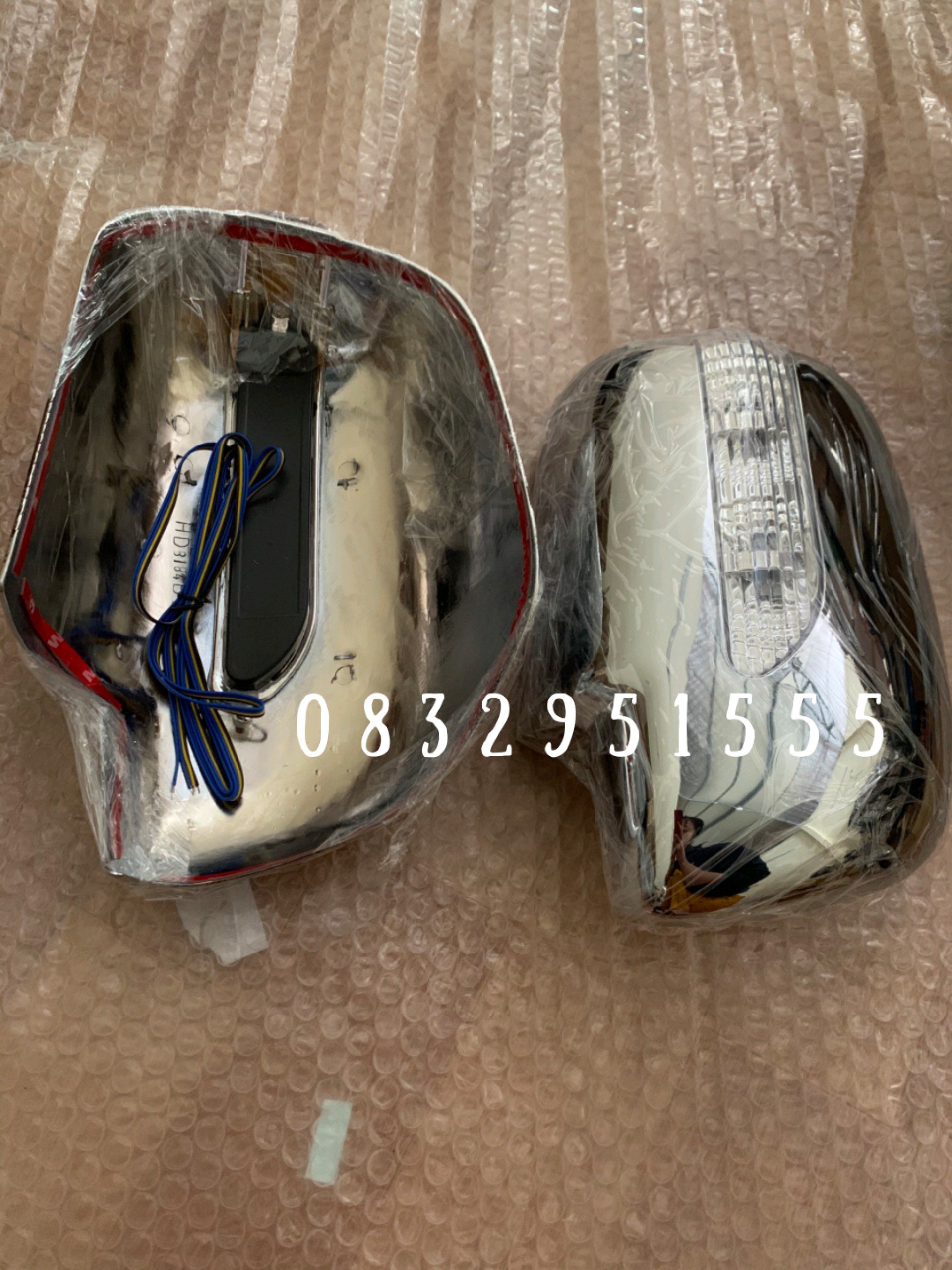 ốp gương Innova 05 - 15 ( mạ crom, giá 1 đôi , có đèn )