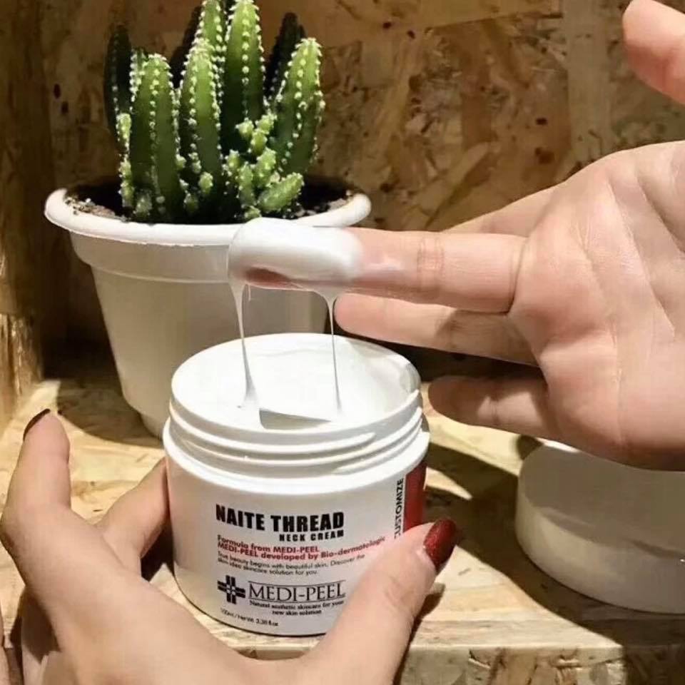 [HCM]Kem xóa nhăn vùng cổ Medi-peel Hàn Quốc