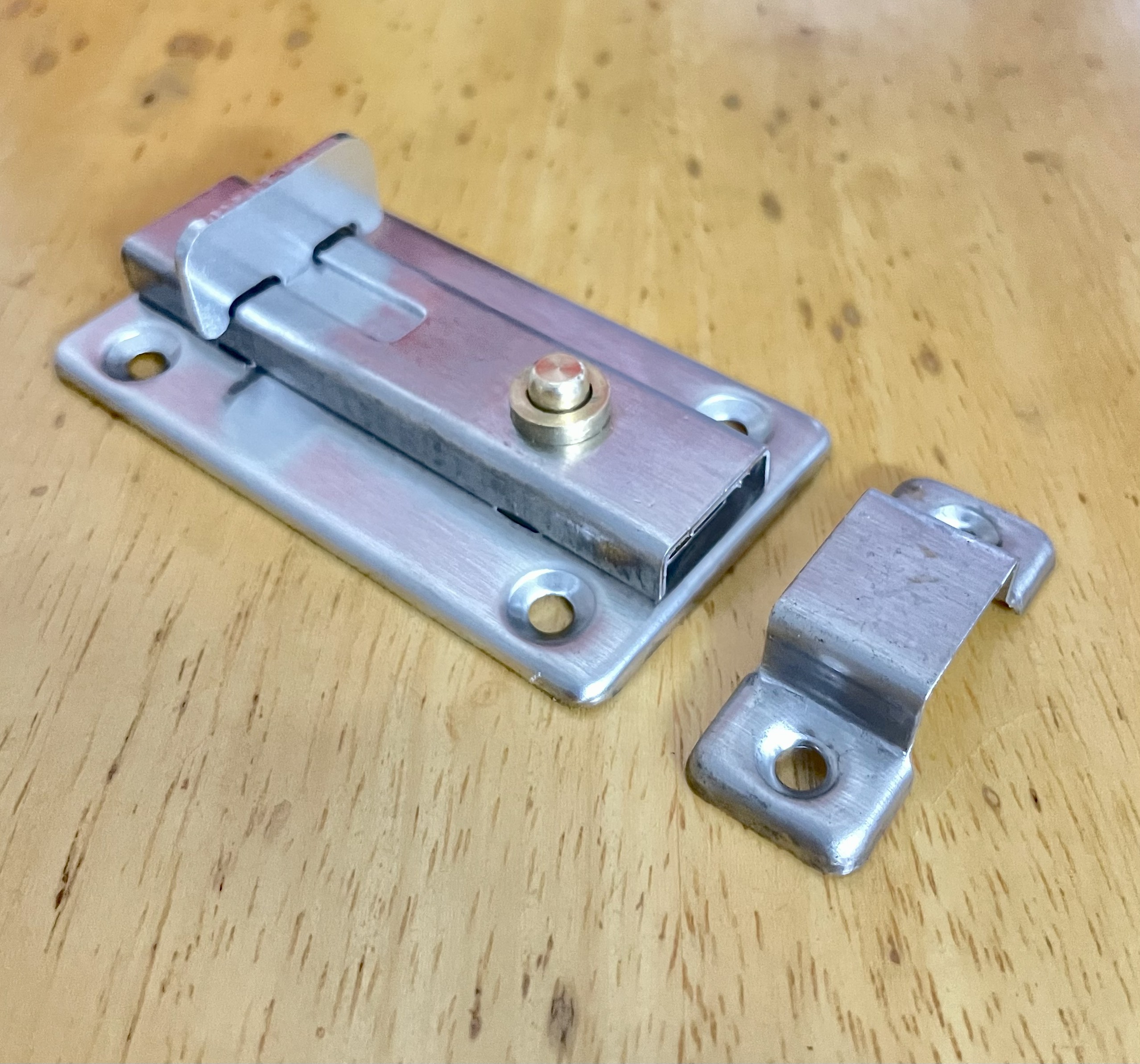 Chốt cửa inox 8F (Chốt bấm inox 8F) NANCB