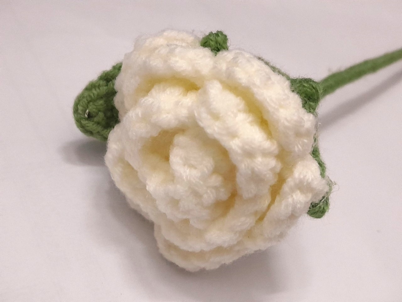 Hoa hồng mini bằng len handmade (ẢNH THỰC TẾ)