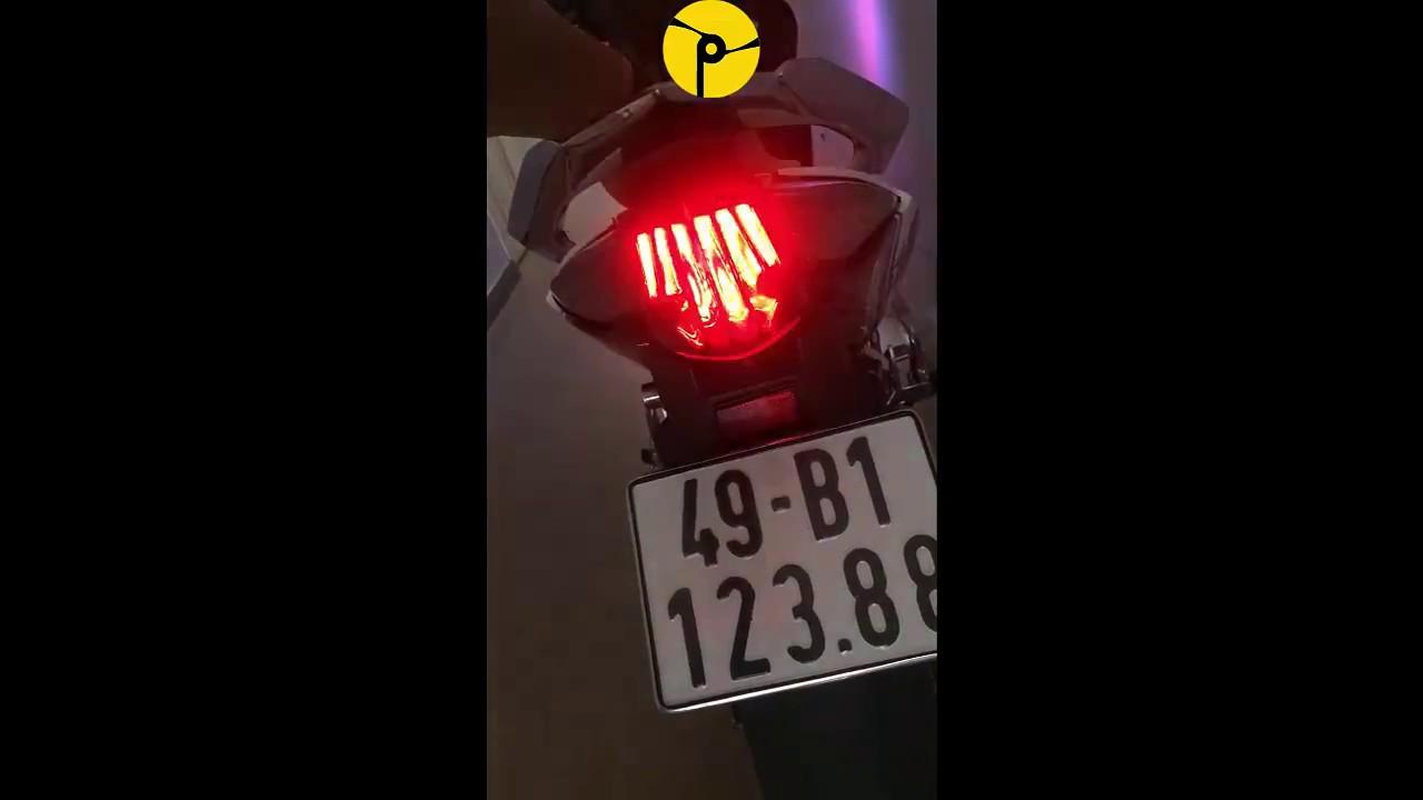 ĐÈN HẬU STOP CHỚP 12 TIM
